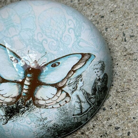 Butterfly Paperweight 3" Glass Domed Cid Pear Children Illustrated Whimsical - Picture 4 of 6
